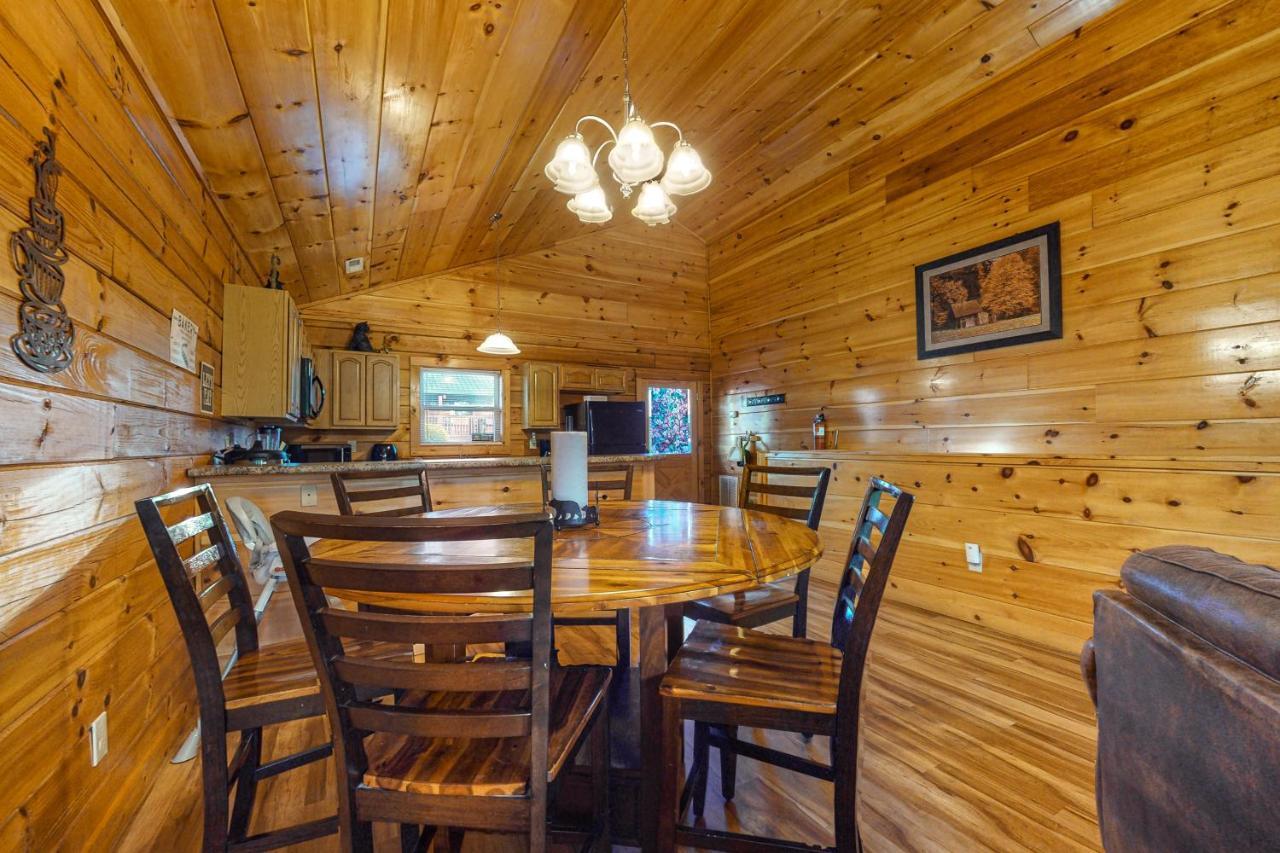 Blackberry Bijou Pigeon Forge Exterior photo